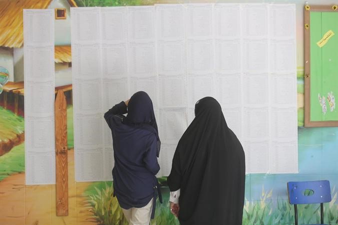 مواطنتان تبحثان عن قيديهما
