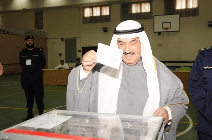 سمو الشيخ ناصر المحمد يدلي بصوته

