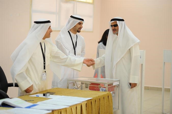 مبارك المطوع يتابع سير العملية الانتخابية