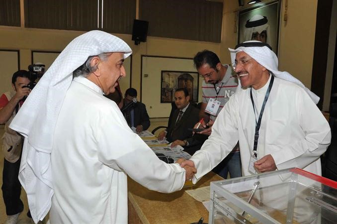 دعبدالحميد دشتي بعد الادلاء بصوته