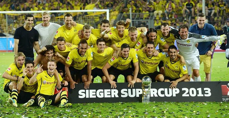 ابطال كاس السوبر الالمانية نجوم دورتموند متوجين باللقب 