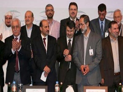 «الائتلاف» يدعو السوريين لعدم التدخل في شؤون مصر ويطالب القاهرة بالإفراج عن المعتقلين