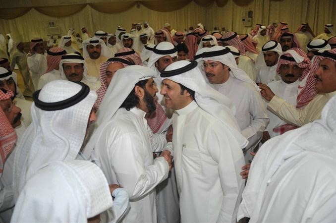  احد ابناء الدائرة يهنئ سلطان الشمري
