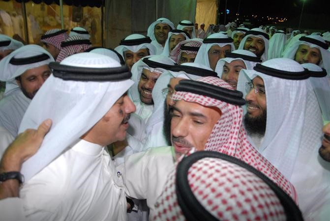 محبو ماجد موسى يهنئونه
﻿