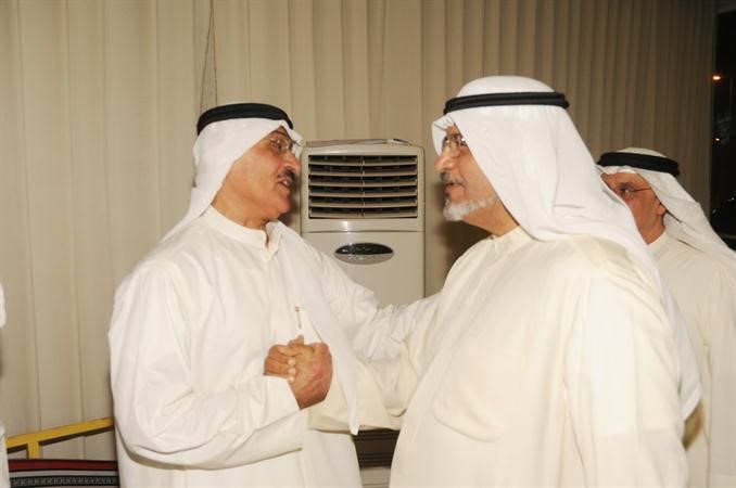 احمد الكليب يهنئ والد دعبدالكريم الكندري
