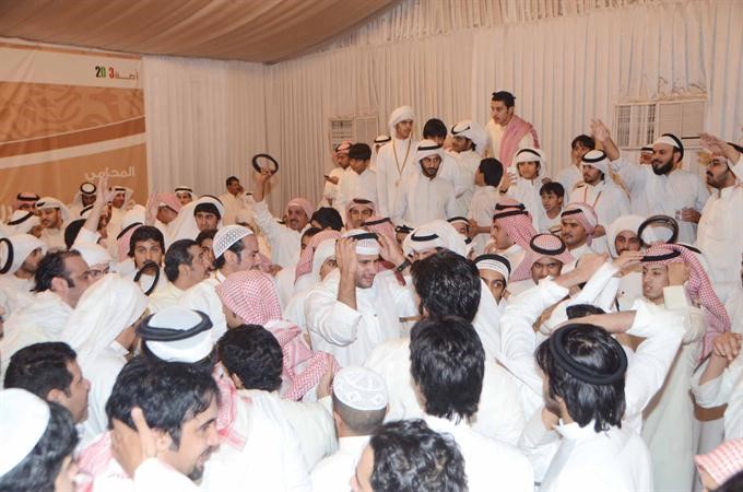 السهلي وفرحة الفوز والنجاح بين مؤيديه وانصاره من الدائرة الخامسة﻿