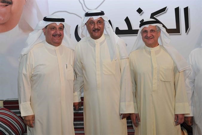 عيسى الكندري يتلقى التهاني من ابناء دائرته﻿