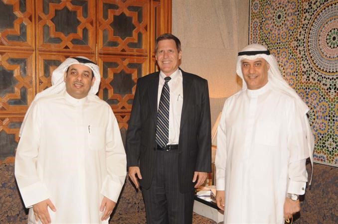 السفير الاميركي مهنئا﻿