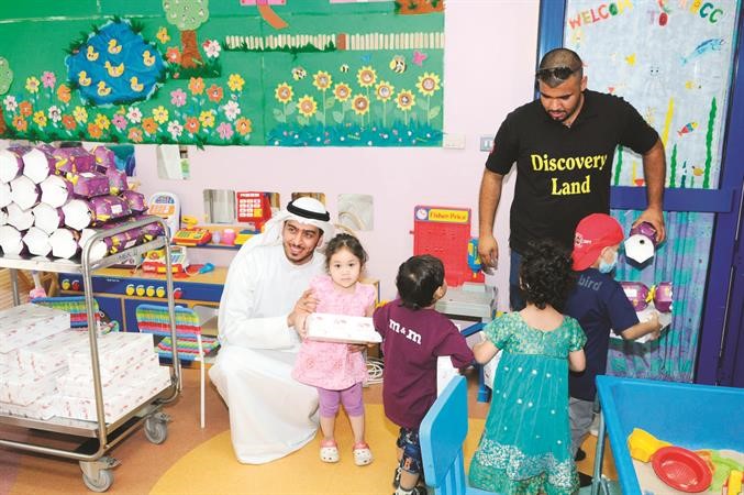 جانب من فعاليات البنك التطوعية ﻿