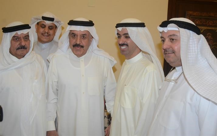 ومرحبا ببعض ابناء الدائرة الثانية ويبدو عبدالله الفارس