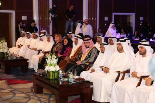 بالصور.. هروب أحلام أغضب وسائل الإعلام في أمسية " بصمة الخير في الإمارات "
