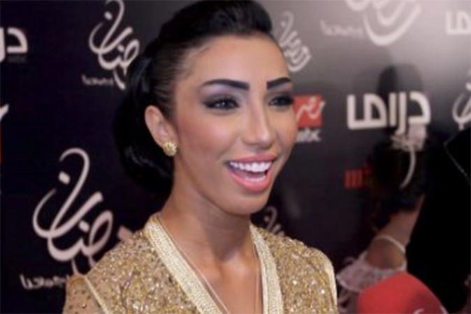 بالصور.. أحدث طلة لـ"بطمة" مع خطيبها " الترك وابنته "