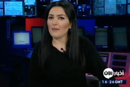 بالفيديو.. اختناق مذيعة قناة الآن على الهواء مباشرة