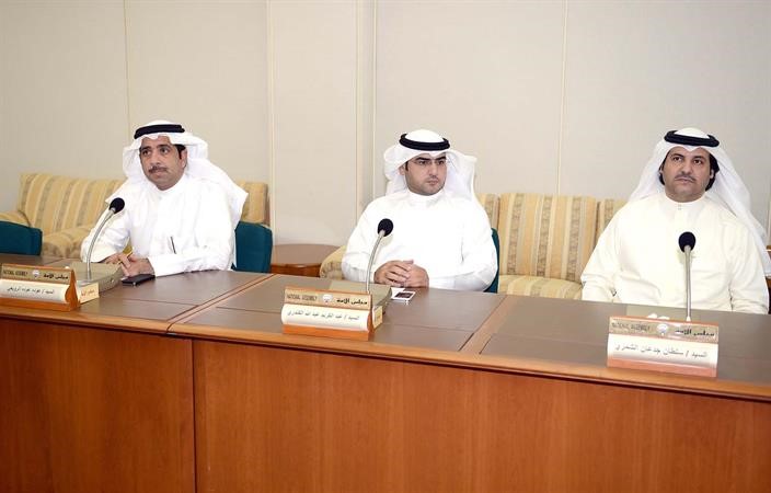 سلطان اللغيصم ود عبدالكريم الكندري وعودة الرويعي﻿