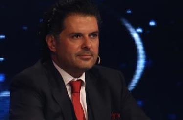 بالفيديو.. راغب علامة يسخر من أحلام ووزنها في " أنا والعسل "