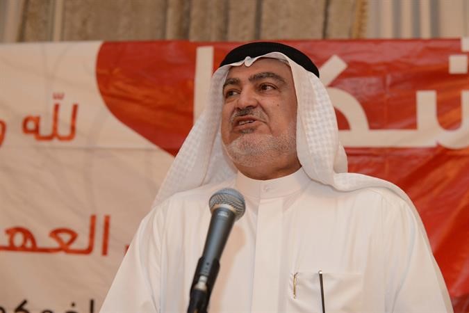 خليل الصالح متحدثا في حفل استقبال المهنئين