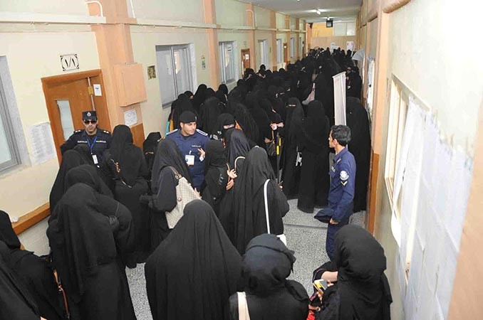 الأسبوع 6 أيام