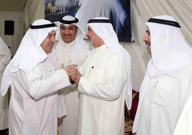 علي البغلي مهنئا عاشور
