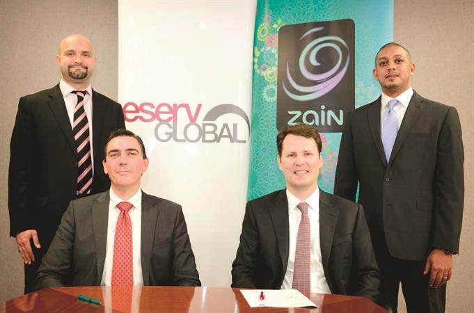  باولو مونتيسوري وسكوت جيجنهايمر وبعض المسؤولين من الشركتين﻿