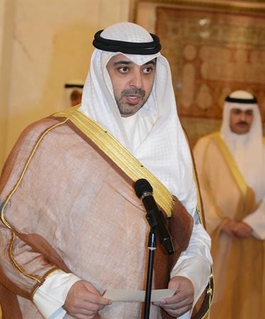 الشيخ محمد العبدالله يؤدي القسم﻿