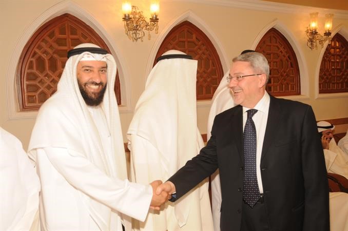 السفير العراقي يهنئ دعلي العمير﻿