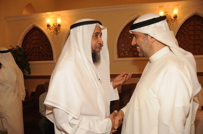 دعبدالرحمن الجيران يتلقى تهنئة﻿