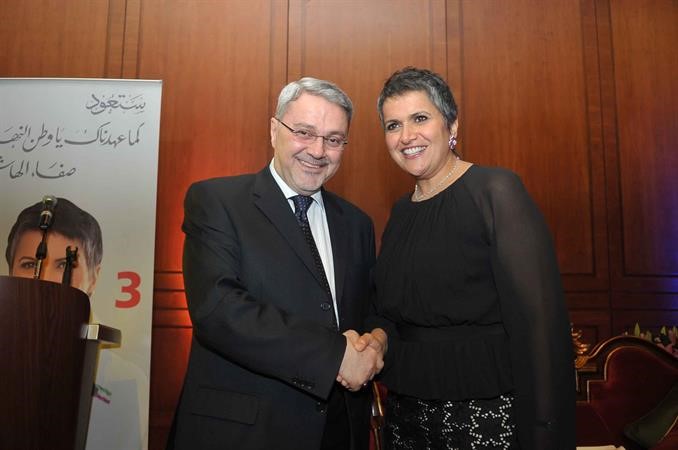  والسفير العراقي يبارك﻿