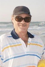 فاروق الفيشاوي 