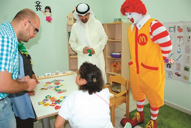 جانب من الزيارة الى مركز الخرافي