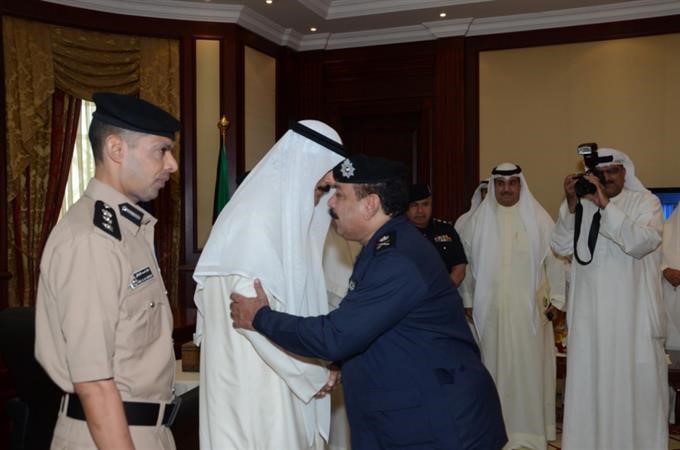 الوزير الخالد يتلقى التبريكات من اللواء عبد الفتاح العلي ﻿