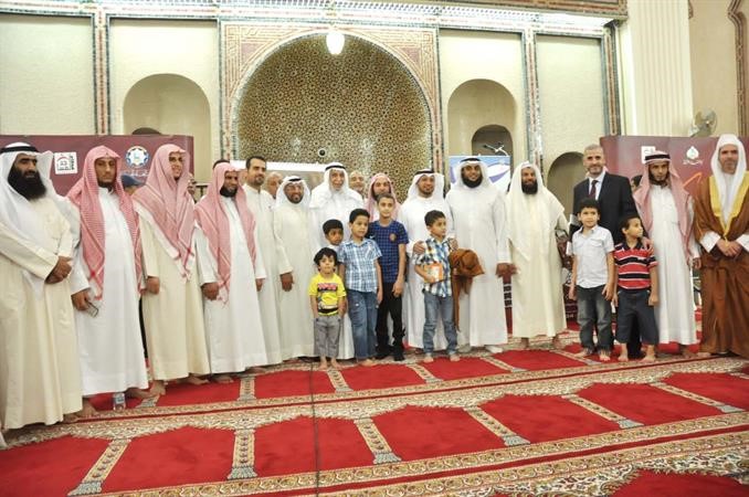 دخالد المذكور ودخالد الحيص والمستشار عماد المطوع وعدد من الحفظة﻿