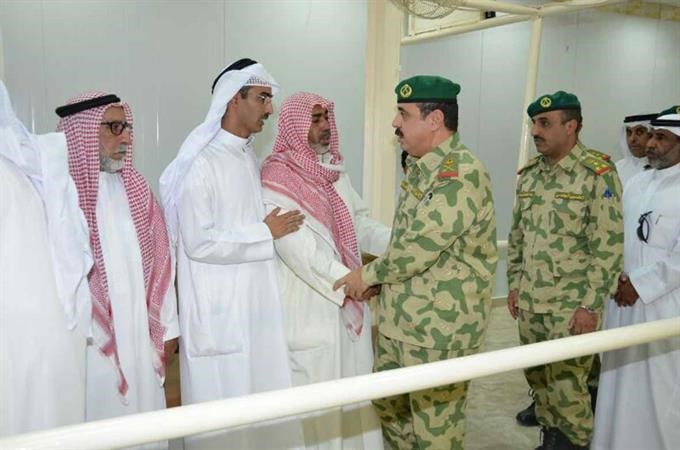 وفد الحرس خلال تقديم واجب العزاء في الفقيد الرقيب سيف سالم محمد