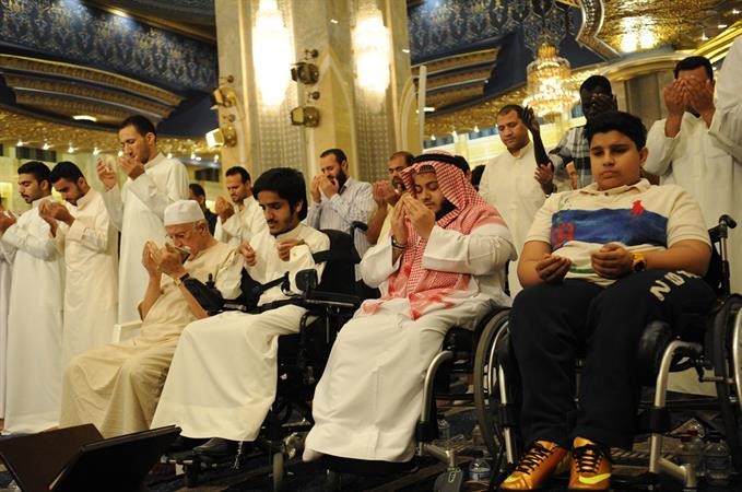 رعاية كبيرة بذوي الاحتياجات الخاصة﻿