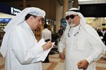 ابو خالد متحدثا للزميل فرج ناصر﻿