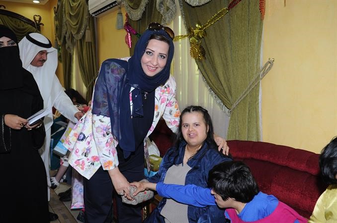 الوزيرة ذكرى الرشيدي تعايد وتهنئ ابناء دور الرعاية الاجتماعية قاسم باشا