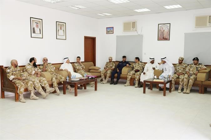اليوسف نقل التهاني لرجال امن الحدود بمناسبة العيد﻿