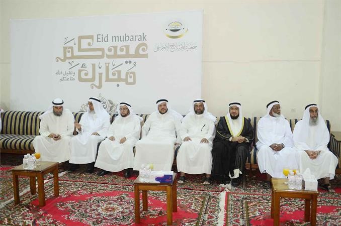 دعبدالله العتيقي وقيادات جمعية الاصلاح في استقبال المهنئين