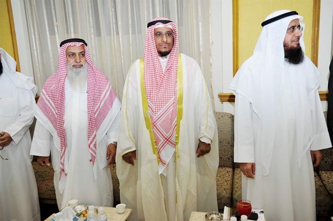 مطارق العيسى ودخالد السلطان في استقبال المهنئين﻿