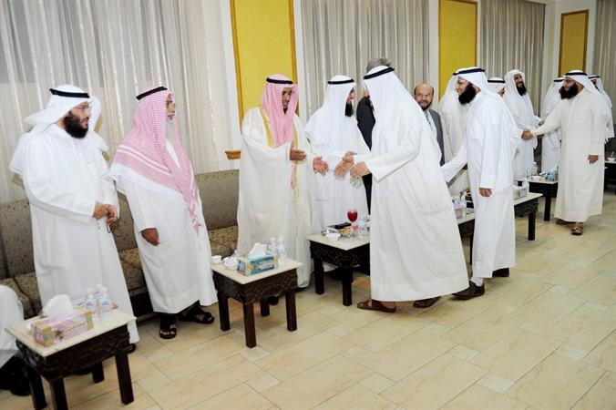 جانب من المهنئين﻿