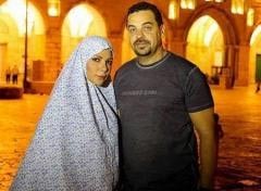 بالفيديو .. أصالة ترتدي الحجاب وتصلي في المسجد الأقصى