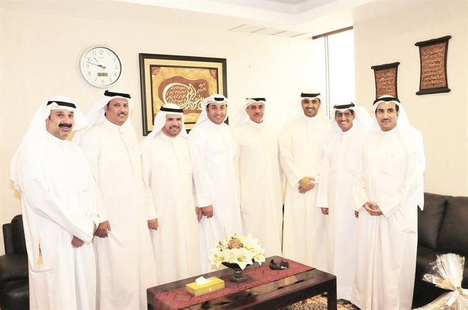 الاذينة والعبدالله مع وفد نقابة البلدية 