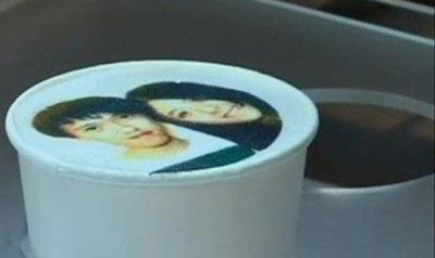 بالفيديو.. اشرب الكابتشينو بصورتك الملونة
