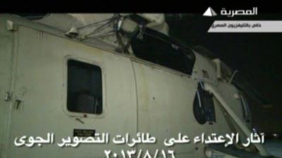 بالفيديو.. مسلحون يحاولون إسقاط مروحية فوق ميدان رمسيس