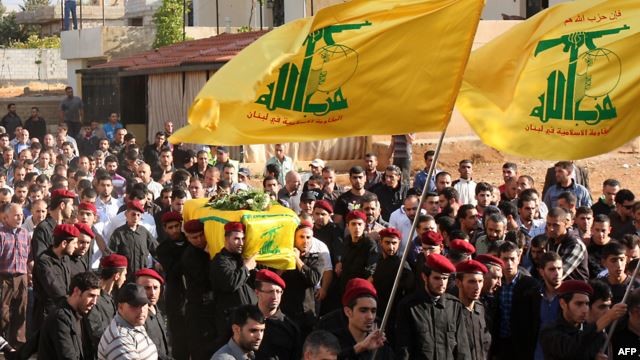 تشييع ضحايا انفجار رويس في القرى الجنوبية وحزب الله: يحاولون الإطاحة بنموذج المقاومة