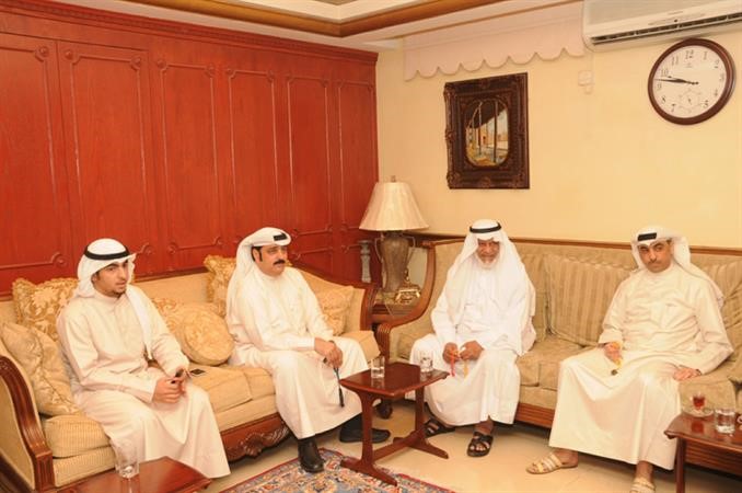 يوسف ارتي ومحمد المرشد وخالد المعراج والزميل سلطان العبدان