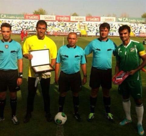 احمد عبدالغفور مع قائد فريق اولانسي﻿