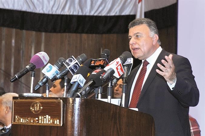 وزير الاستثمار اسامة صالح﻿