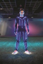 ميسي وأديداس يطلقان adizero f50  في  «سرعة الضوء»