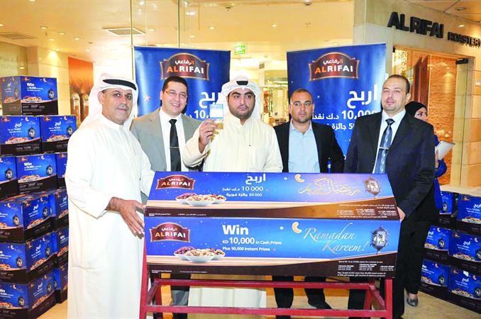 مندوب وزارة التجارة يعلن اسماء الفائزين