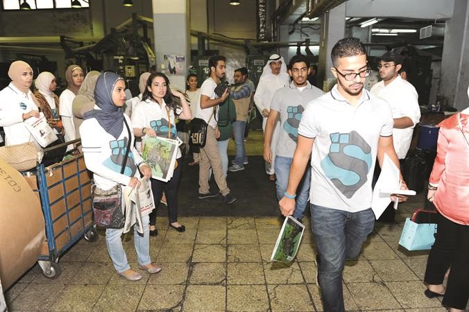 جانب من جولة فريق شقردي في المطبعة